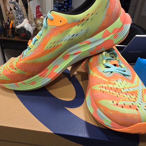 Asics Noosa Tri 15 Lime Burst Illuminate Running Shoe 1011B609-301 Mens 10.5 NEW - Picture 3 of 13